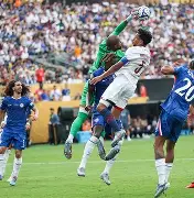 网页版入口_巴黎圣日耳曼法甲战胜里尔登贝莱助攻破门(巴黎圣日耳曼对战里尔)