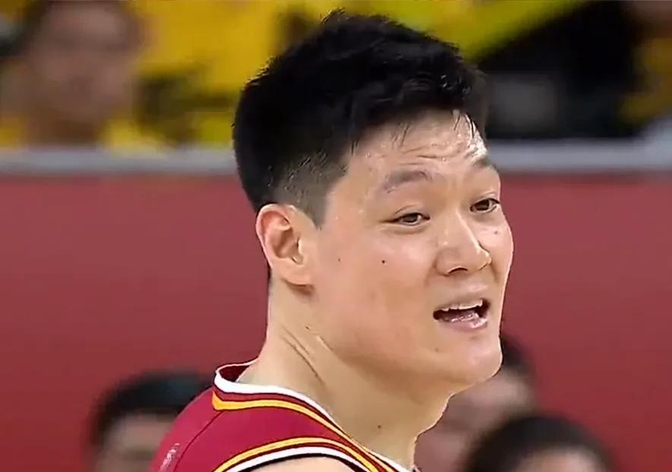 广东宏远CBA战胜北京首钢徐杰三分制胜(广东宏远队徐杰简介)